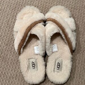 Women’s UGG Abela slippers NEW natural fur and chestnut
